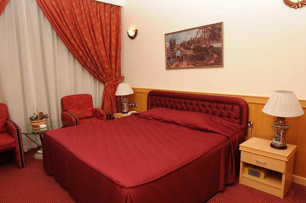 Kings Park Hotel Dubai 3*,
