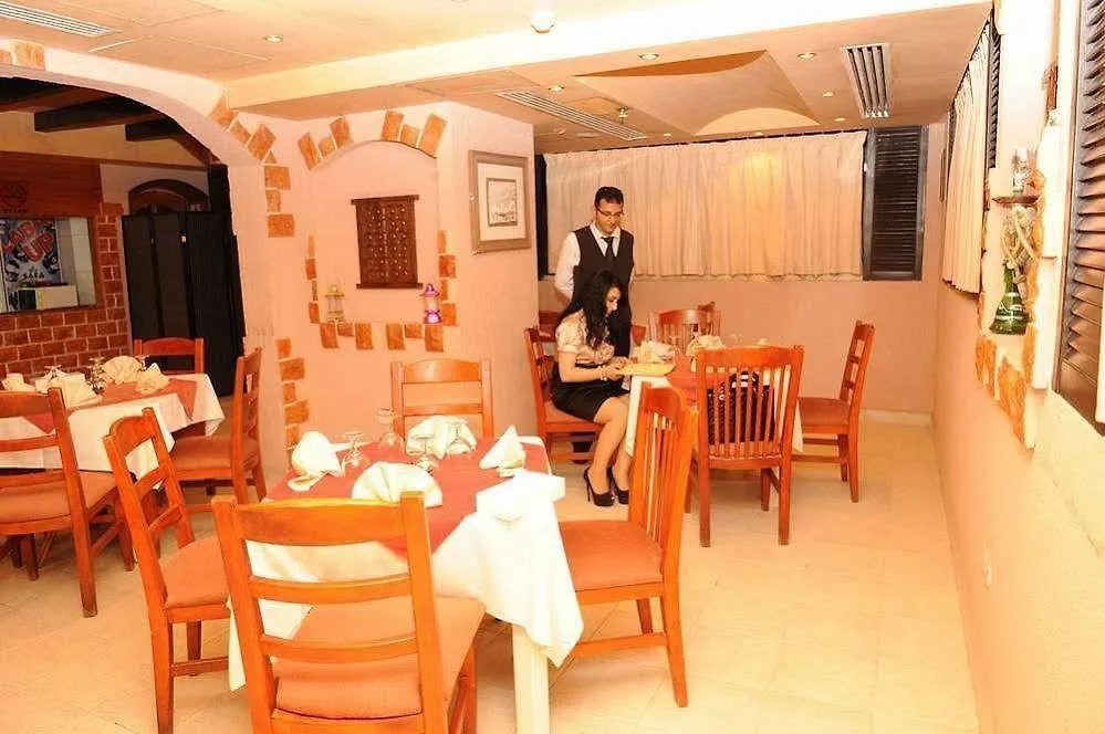 Kings Park Hotel Dubai